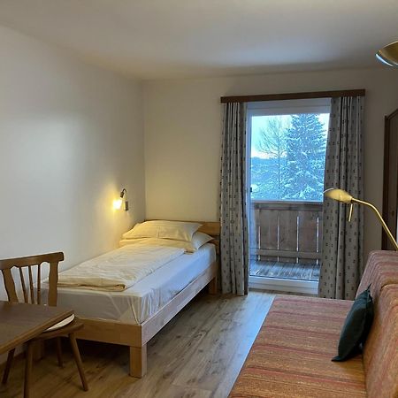 Landhaus Frenes Apartments Зеефельд в Тироле Экстерьер фото